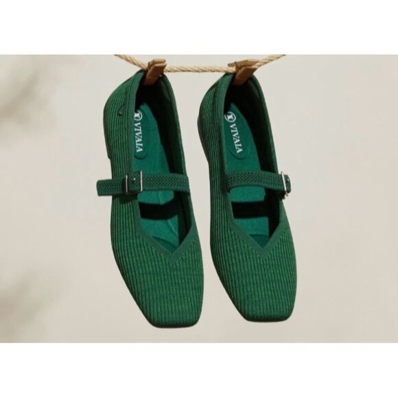 VIVAIA square toed Mary Jane Margot adjustable instep strap for comfy fit Green - Picture 1 of 10